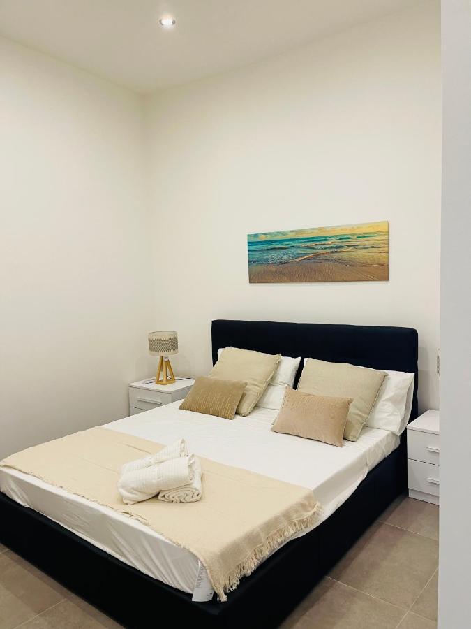 Apartament On The Sea And With Swimming Pool Taormine Extérieur photo